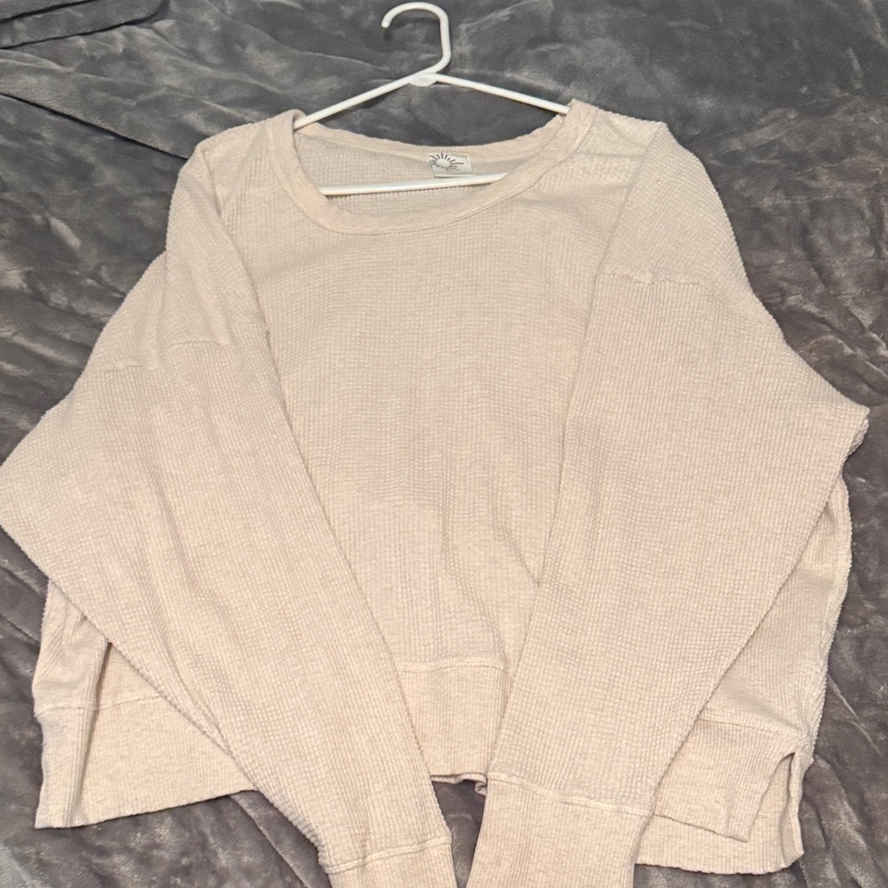 Women’s aerie cream sweater size large